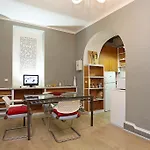 Pensión House Monti 1875