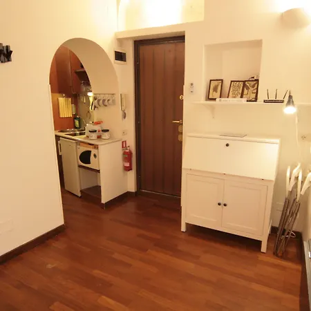 Konukevi House Monti 1875 Roma