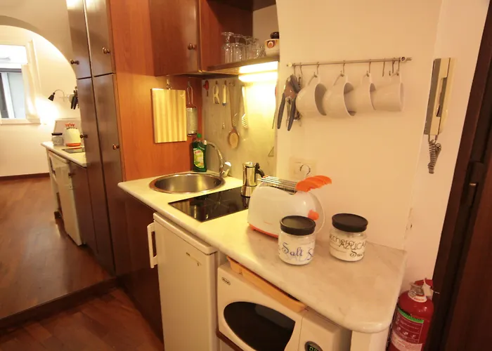 House Monti 1875 Pensión